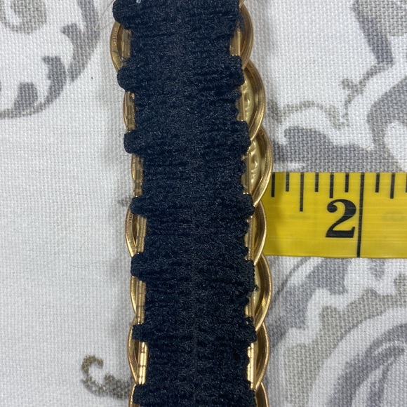 Vintage Stretch‎ round coin look gold tone belt - Picture 5 of 8